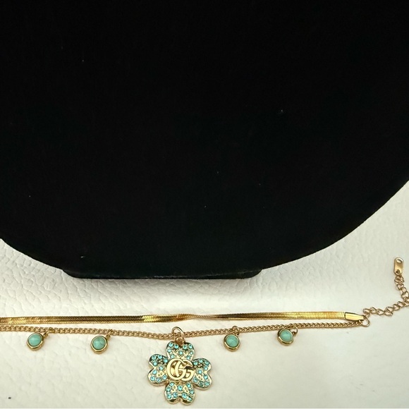 New upcycled Gucci Gold tone and Turquoise Flower Bracelet - Picture 1 of 7